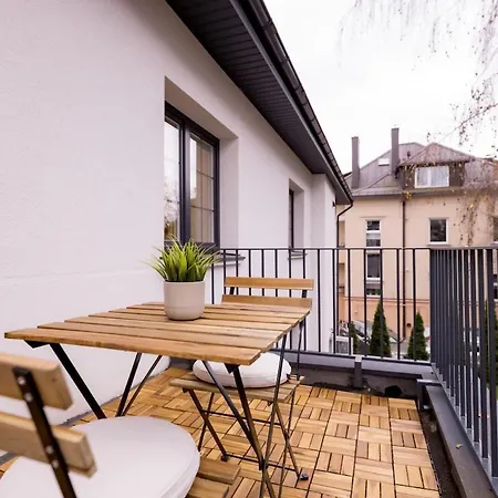 Nordic In Old Town Area And Balcony Apartman *