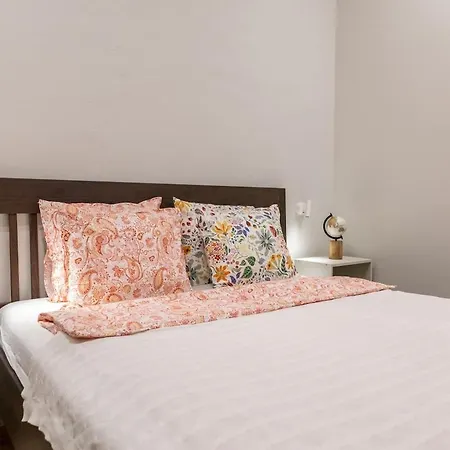 Nordic In Old Town Area And Balcony