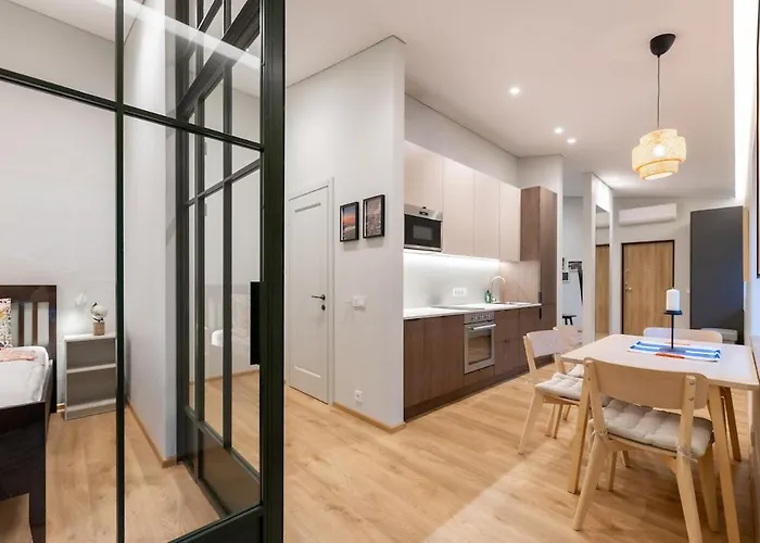 Nordic In Old Town Area And Balcony Apartman Kaunas